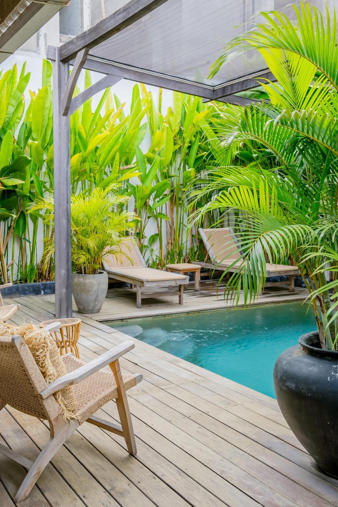 Mundaka Villa By Betterplace Canggu Extérieur photo
