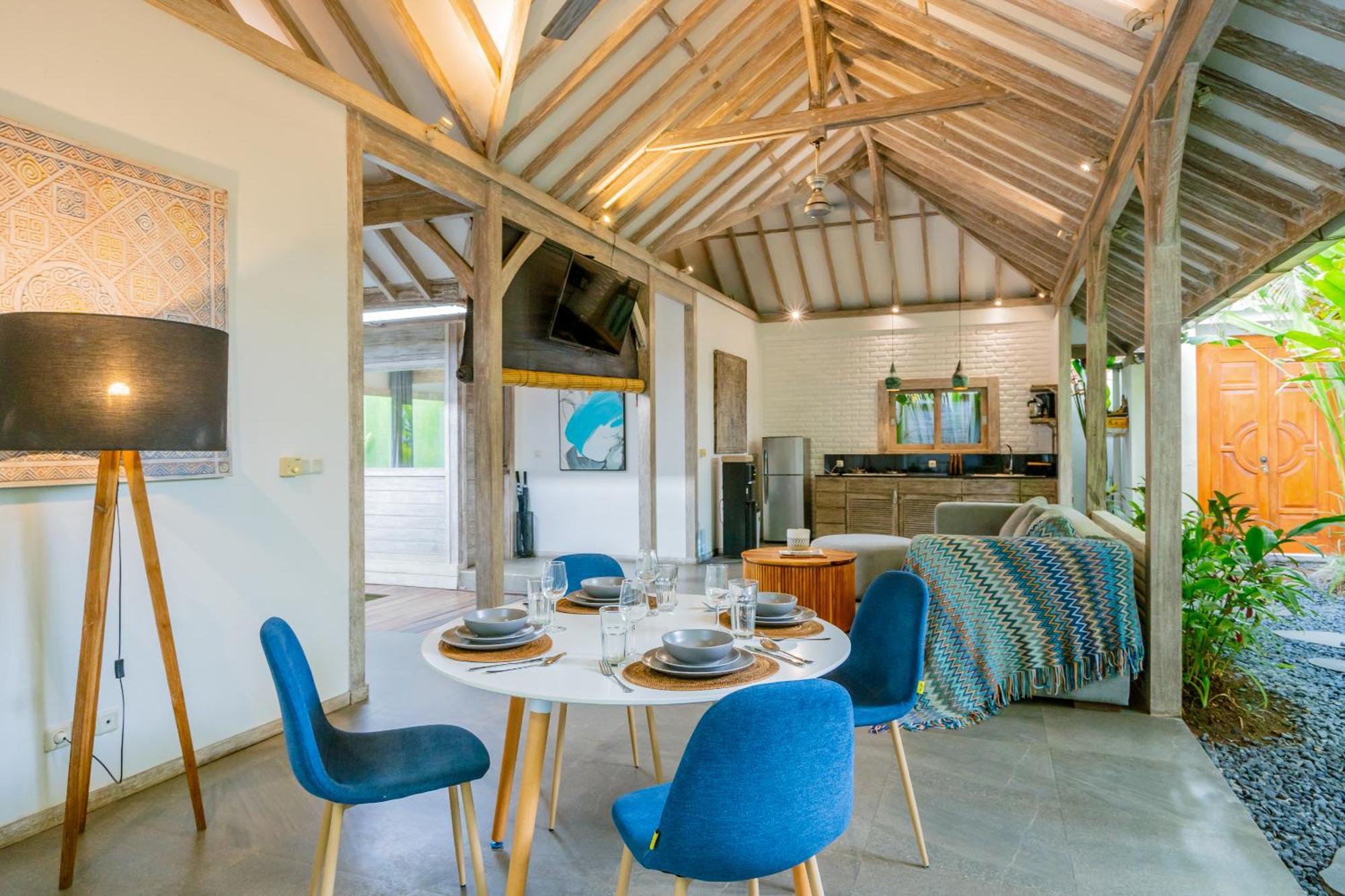 Mundaka Villa By Betterplace Canggu Extérieur photo